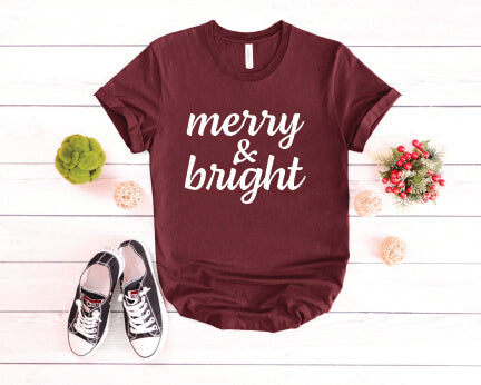 Merry & Bright T-Shirt maroon